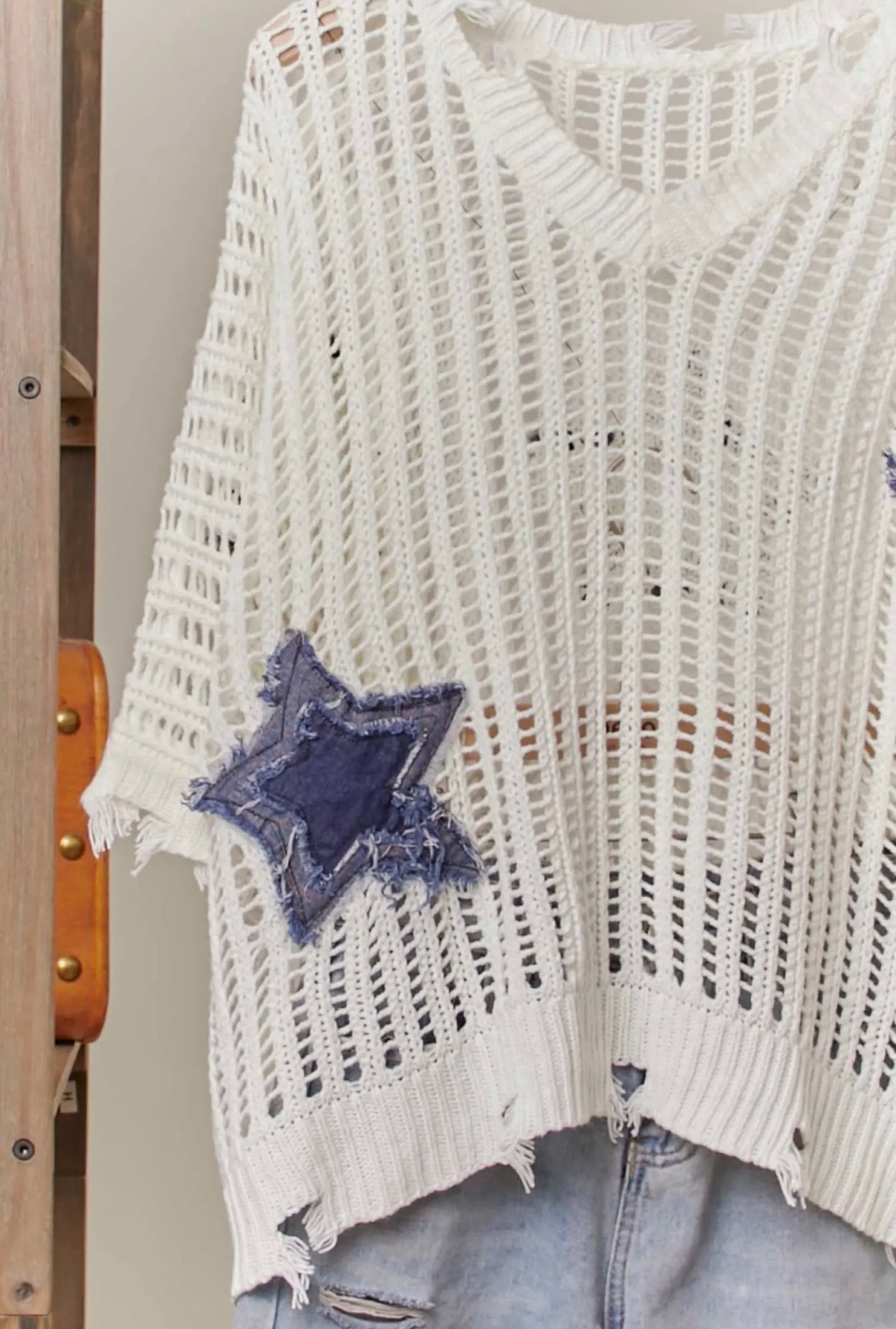 Distressed Star Knit Pullover