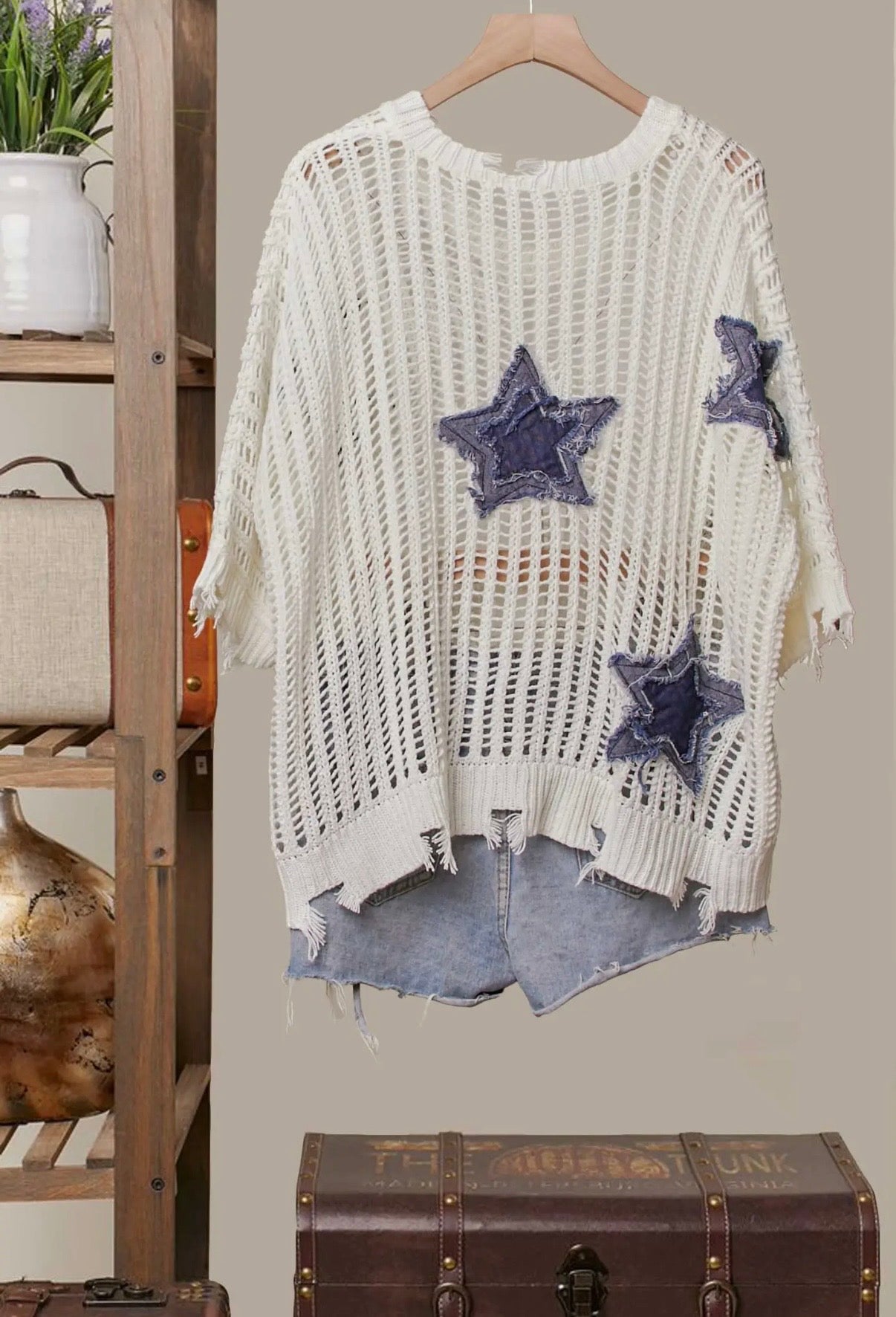 Distressed Star Knit Pullover