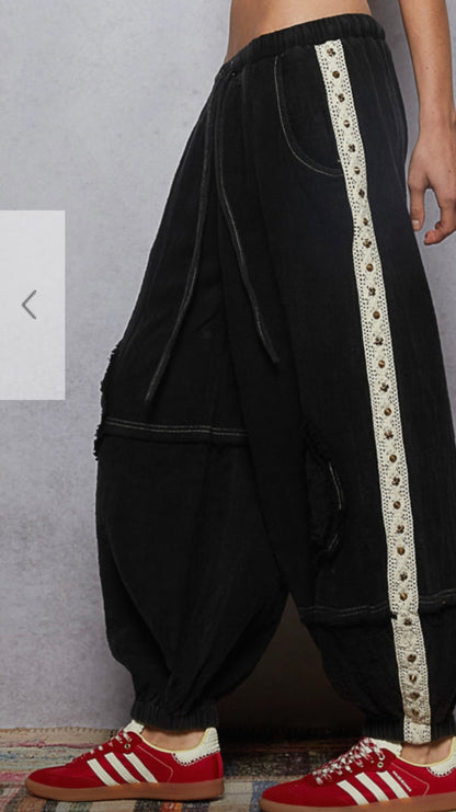 Lunar Nomad Set (Black)