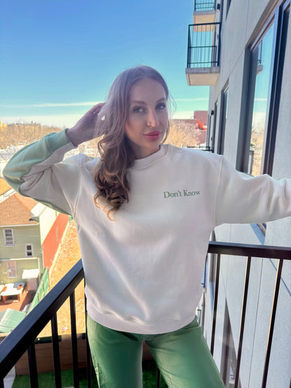 Dont Know, Dont Care Pullover