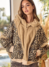 Load image into Gallery viewer, Wildside Zip Up Jacket