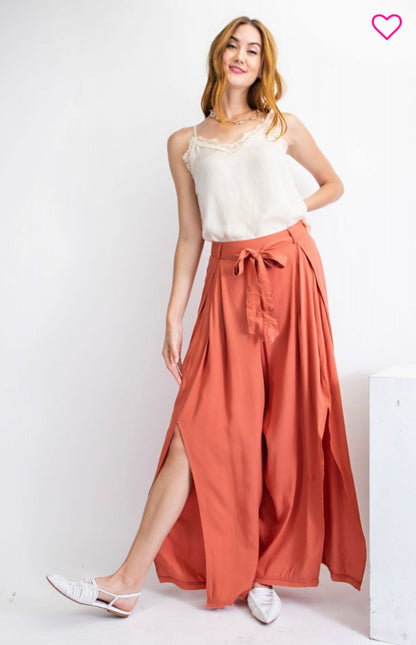 The Most Perfect Split-Leg Vacation Pants