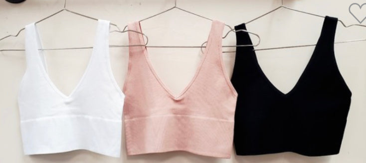 The Super Stretch Ribbed Solid Bralette