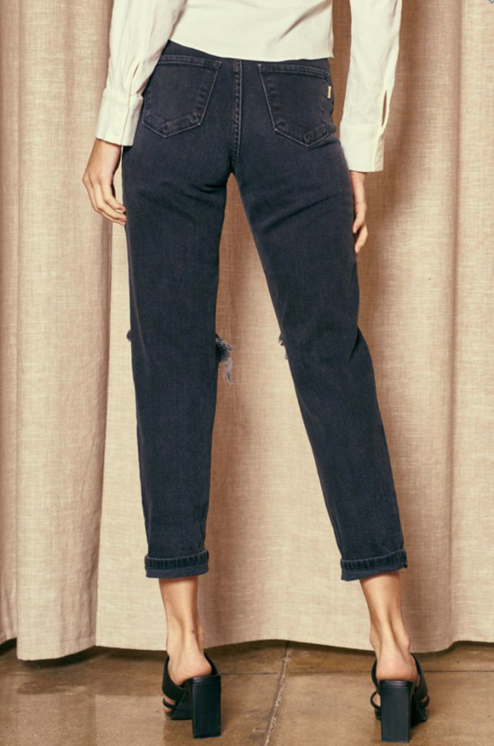 The Cropped Black Boyfriend Jean