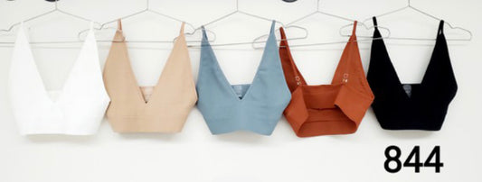 The Super Stretch Ribbed V-Neck Brami