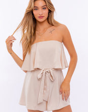 Load image into Gallery viewer, Arias Ruffle Romper